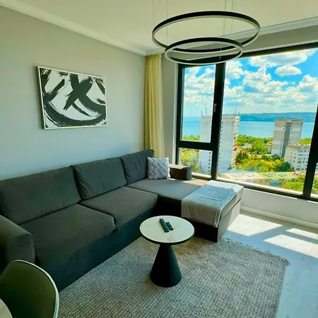 Seaview Smart * Varna